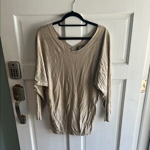 Vince Tan Crew Neck Sweater Relaxed Fit